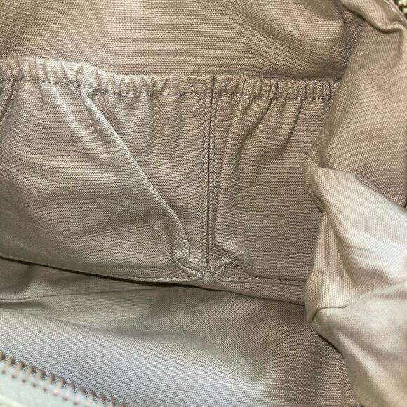 Elliott Lucca Leather mint green shoulder bag with antique tone hardwares - Picture 13 of 15